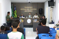 Câmara aprova projeto de lei que nomeia estádio de futebol